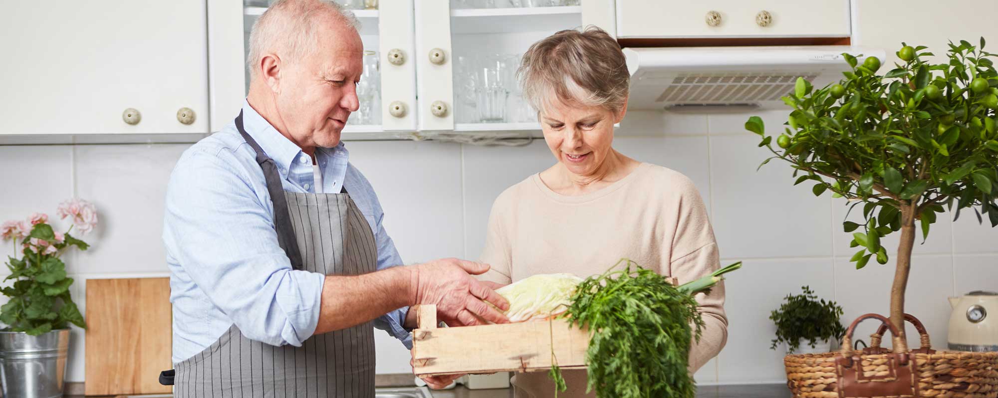 anziani-alimentazione-verdure-dieta