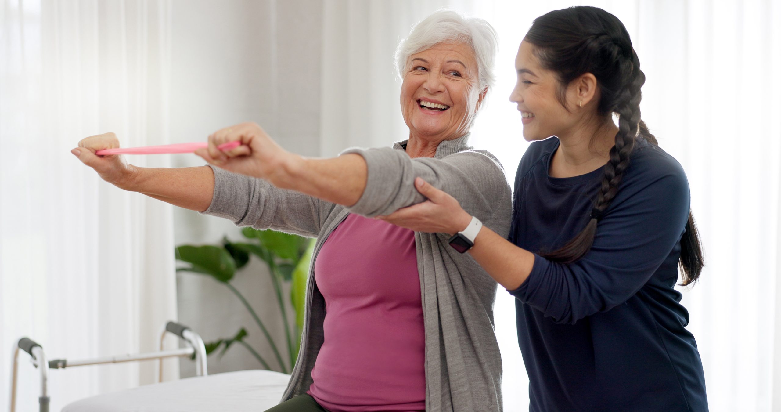 Ginnastica per anziani: esercizi utili per mantenere la mobilità e prevenire le cadute